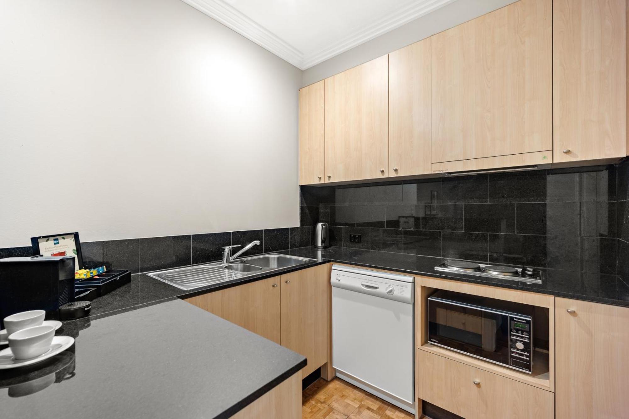 Melbourne City Suites Eksteriør billede